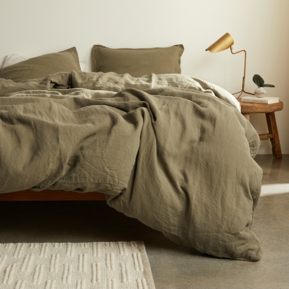 Parachute linen duvet cover queen/full in surplus green new with tag